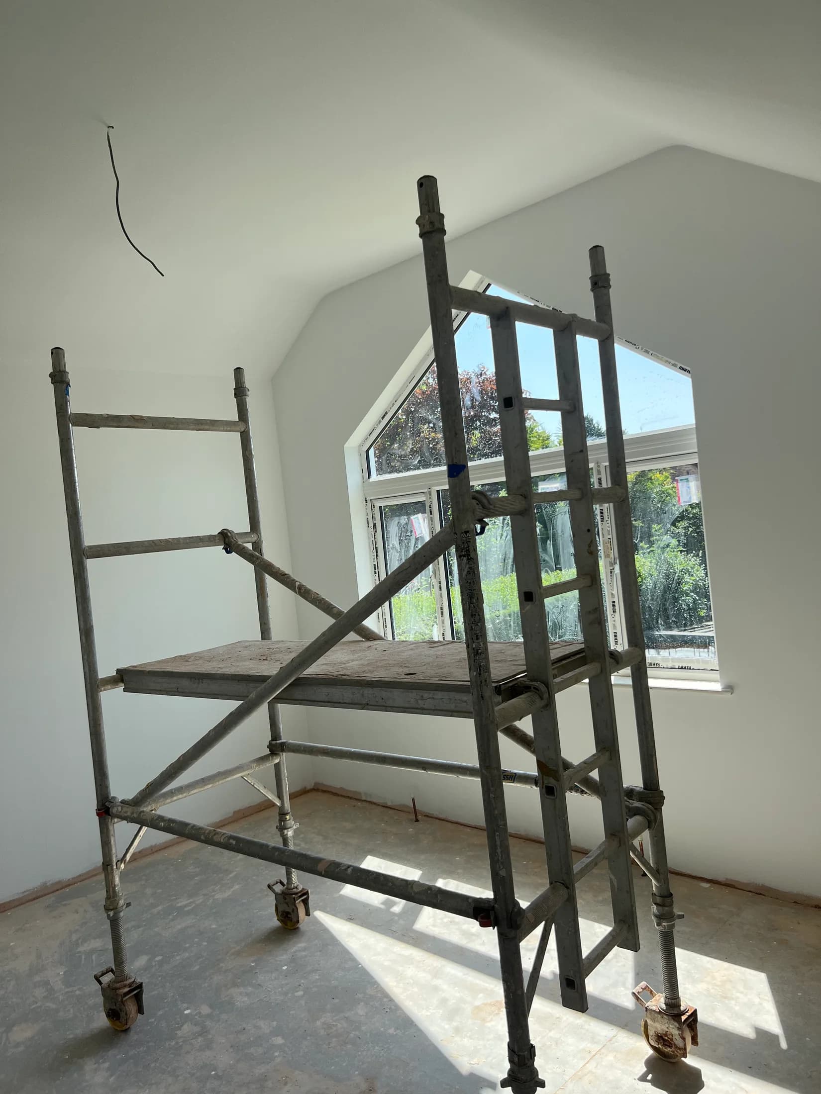 Large detached family home — photo 6