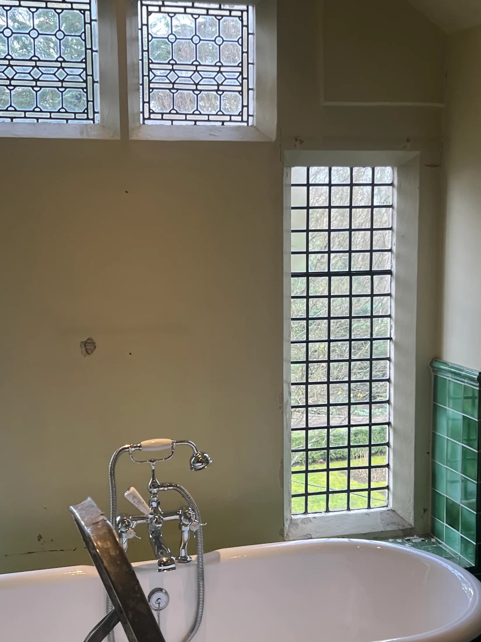 Country estate bathroom — photo 2