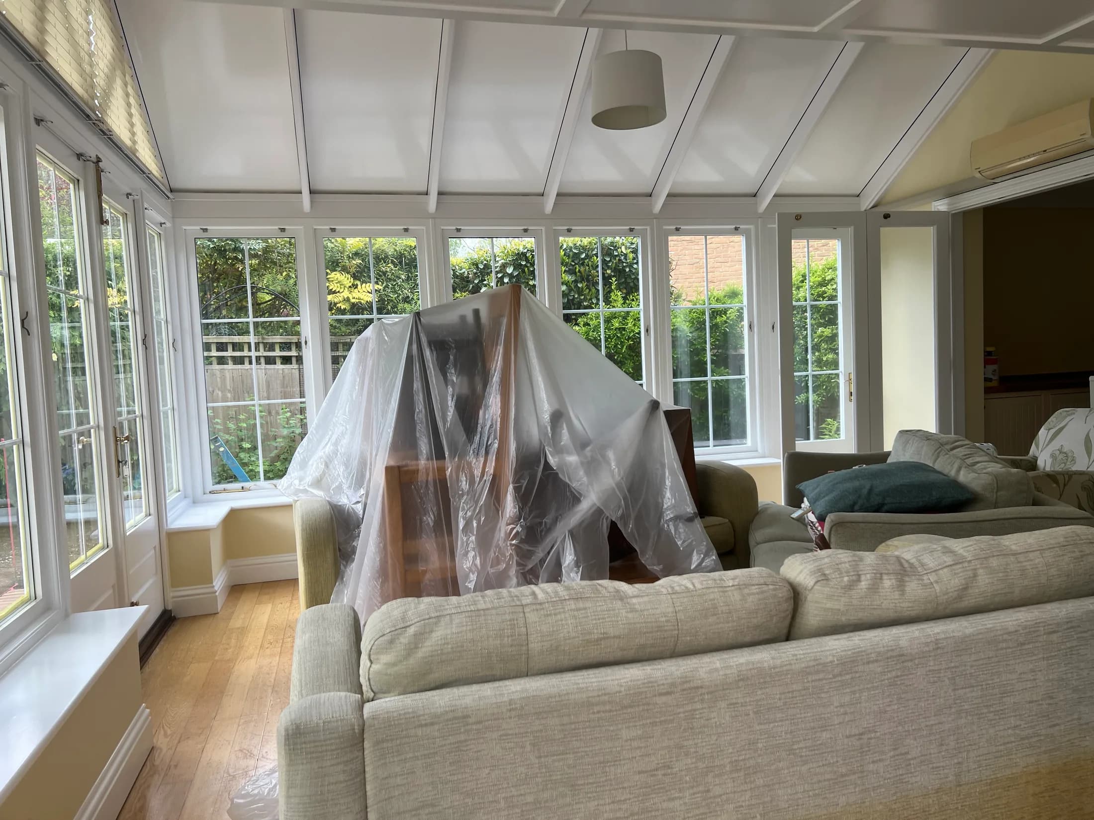 Large country cottage — photo 9