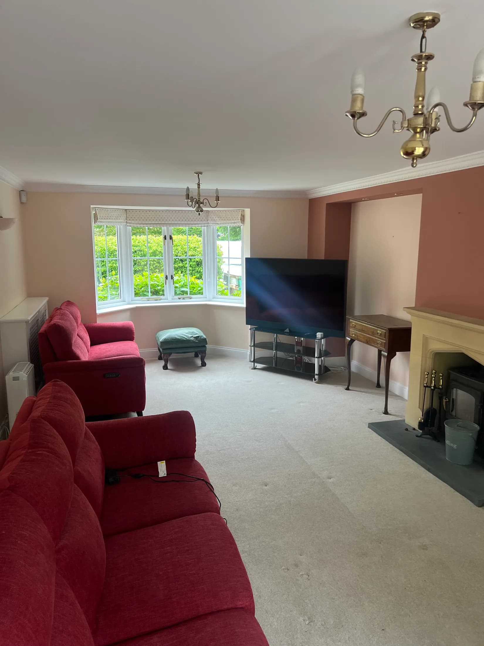 Large country cottage — photo 26