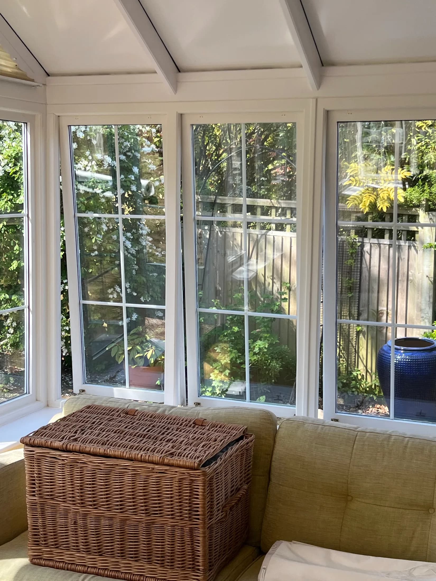 Large country cottage — photo 3